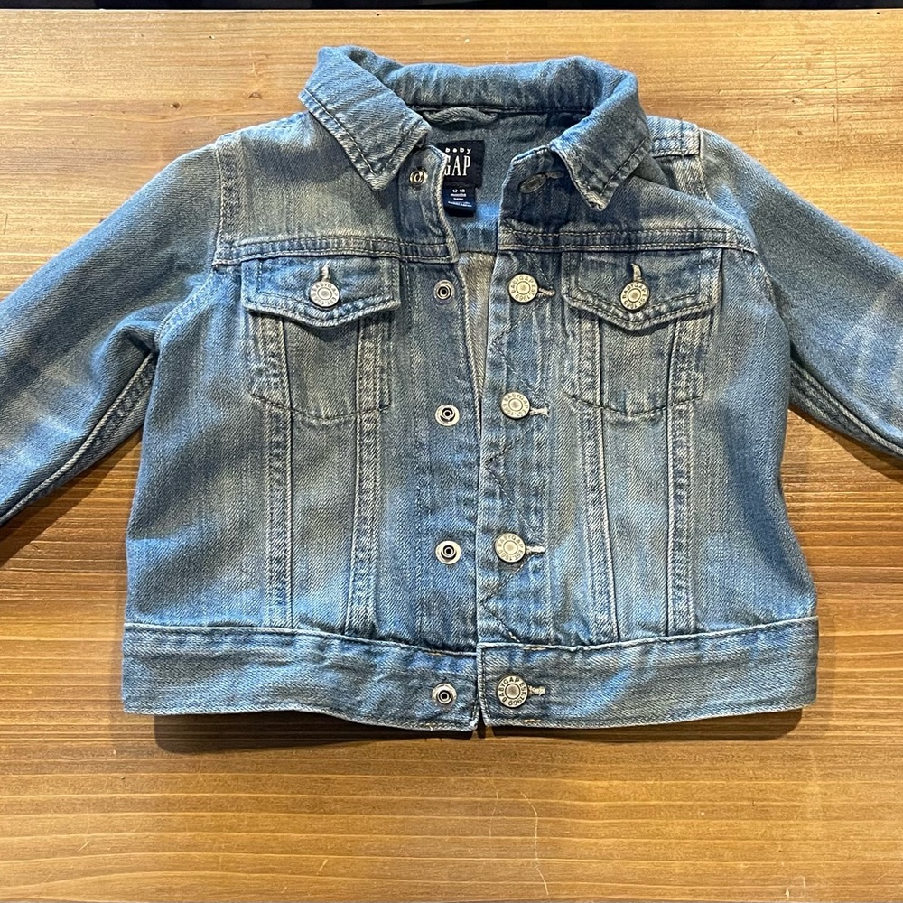 Baby Gap -Toddler Medium Wash Button Up Denim Jacket- Smoke Free Home
